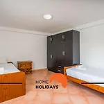 #278 Local Experience Villa *