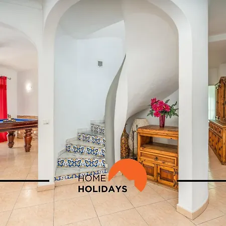 #278 Fonte Dos Leoes By Holidays