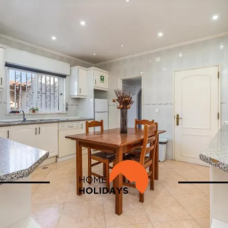 #278 Fonte Dos Leoes By Holidays Βίλα *